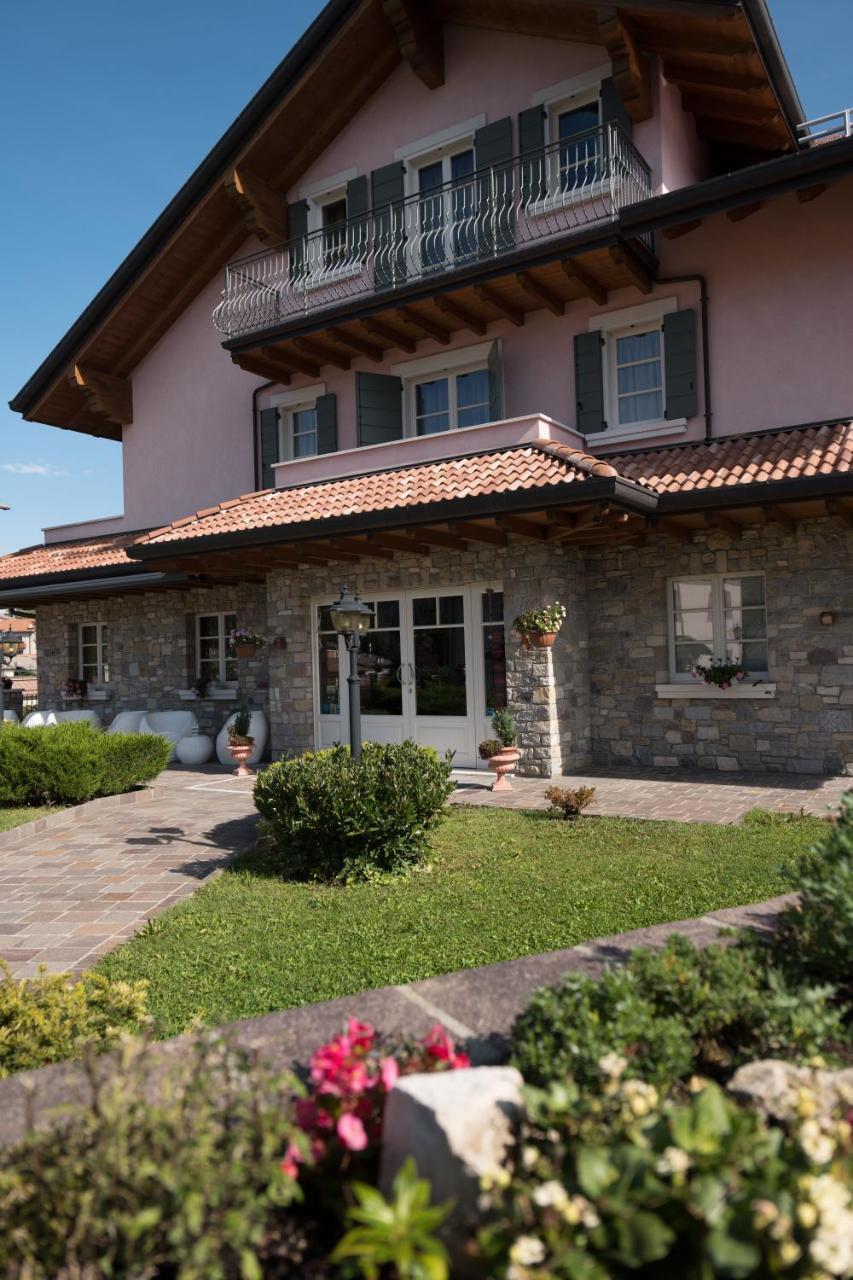 T'ami Hotel